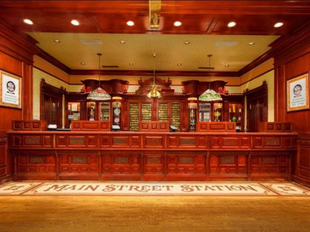 Main Street Station Casino Brewery And Hotel Image 16